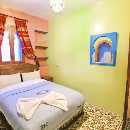 Aymane Rooftop Budget Panoramic Hotel Chefchaouen Esterno foto