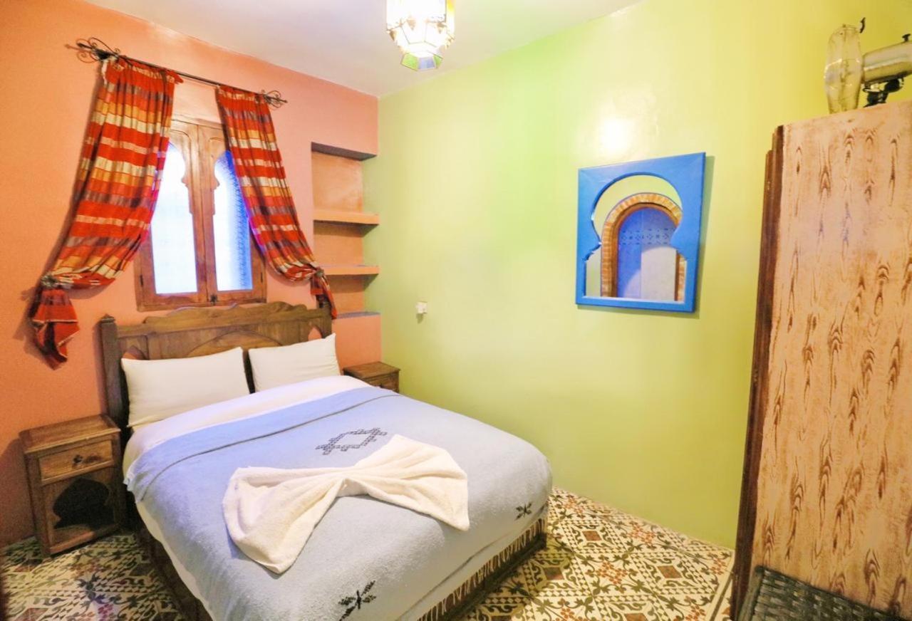 Aymane Rooftop Budget Panoramic Hotel Chefchaouen Esterno foto