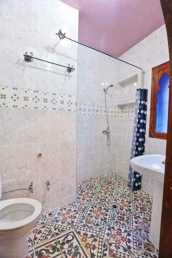 Aymane Rooftop Budget Panoramic Hotel Chefchaouen Esterno foto